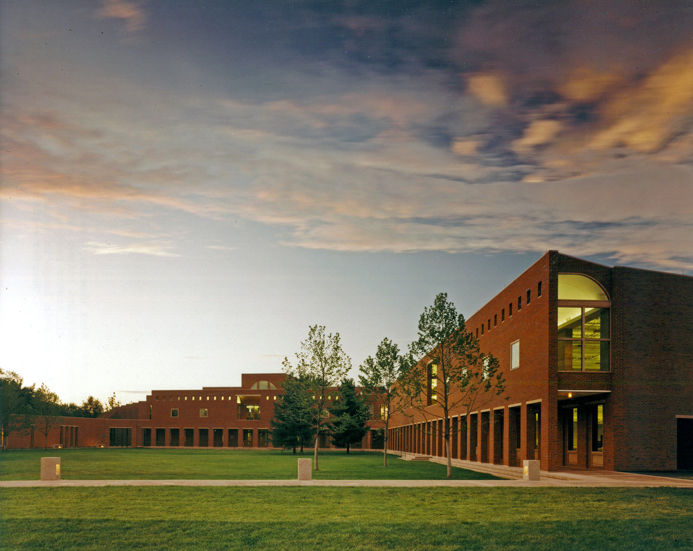 truong university of hartford kham pha co hoi hoc tap xuat sac tai my 690861c709179